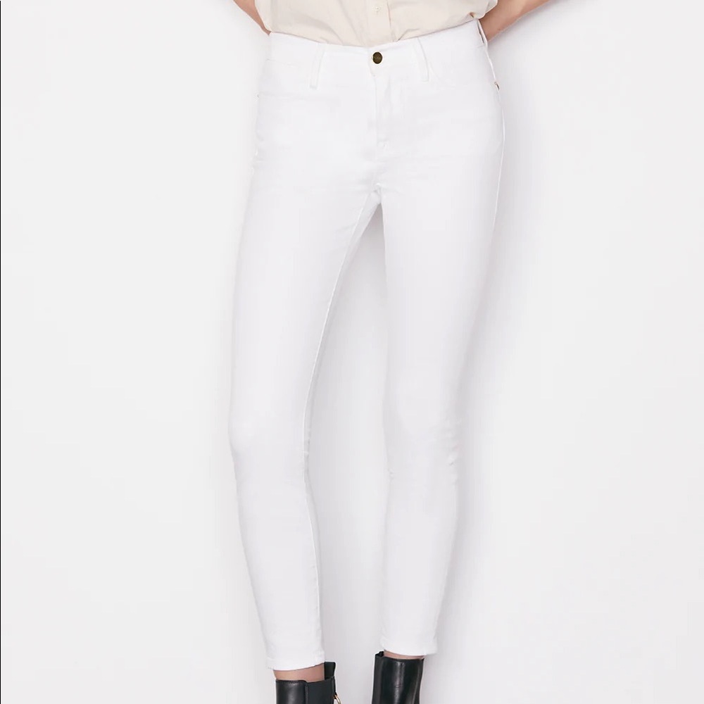Frame Le High Skinny Jeans in white